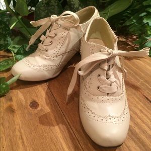 Dance Instead of Walking Heel